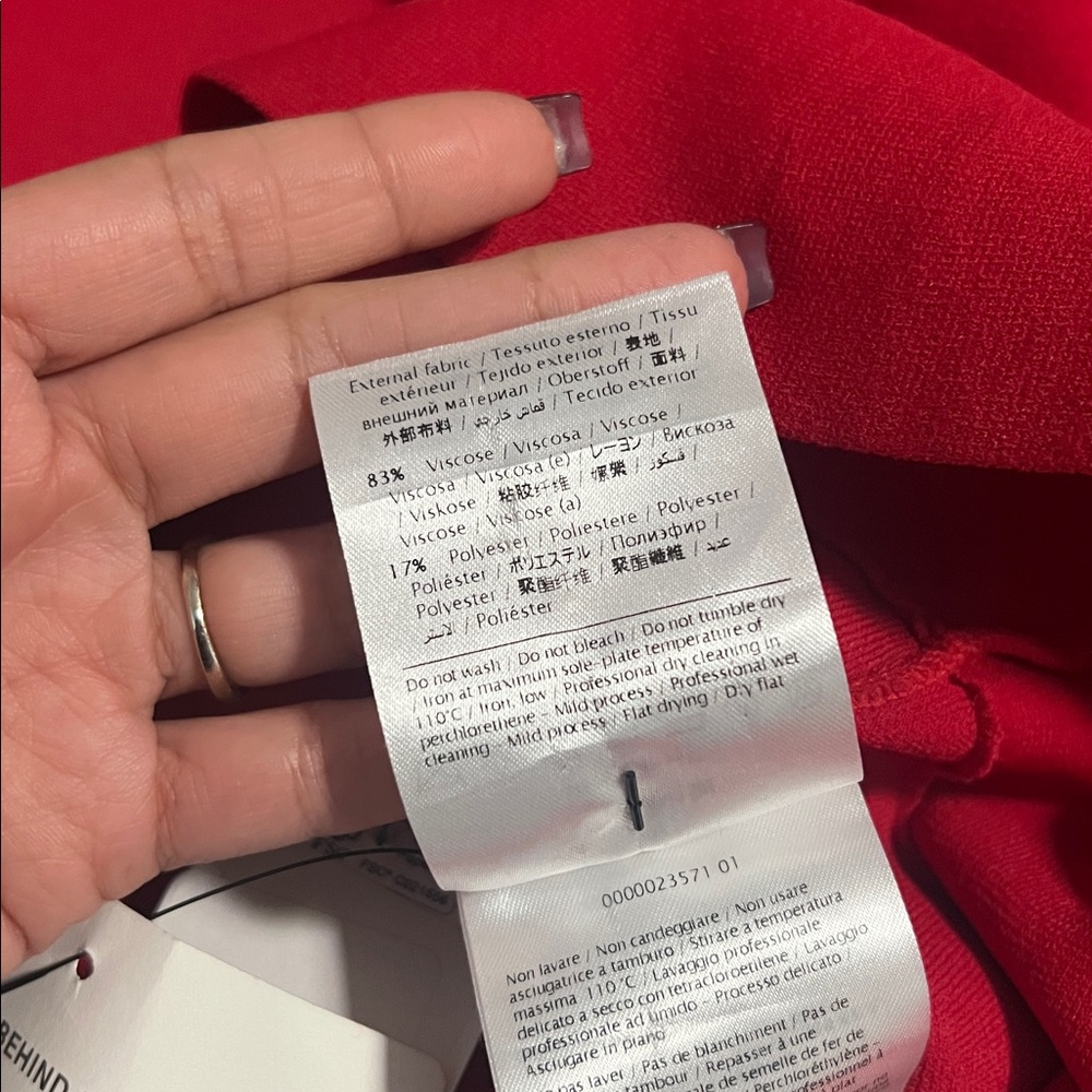 NWD VALENTINO GARAVANI RUFFLE KNIT DRESS - Picture 9 of 9